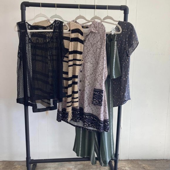 Women's Not So Mystery Bundle Box Size Xl #36 - Picture 1 of 16